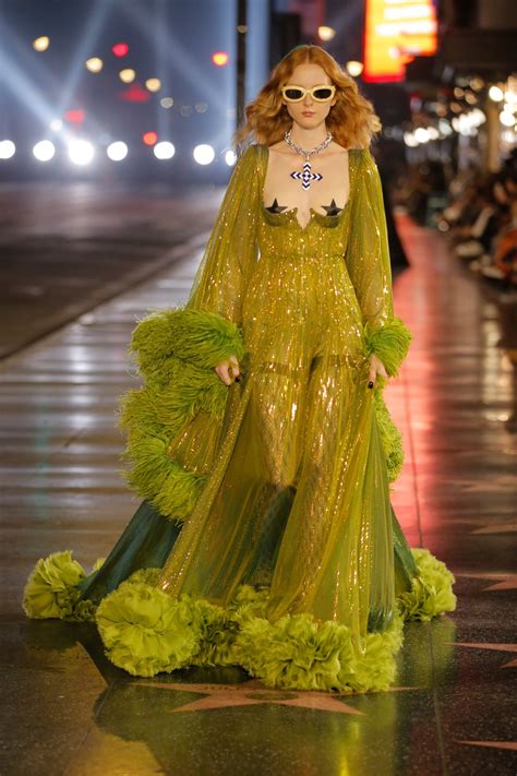 video sfilata gucci 2022|gucci runway dresses 2022.